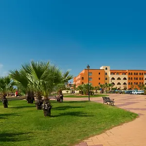 4* Station touristique Playamarina
